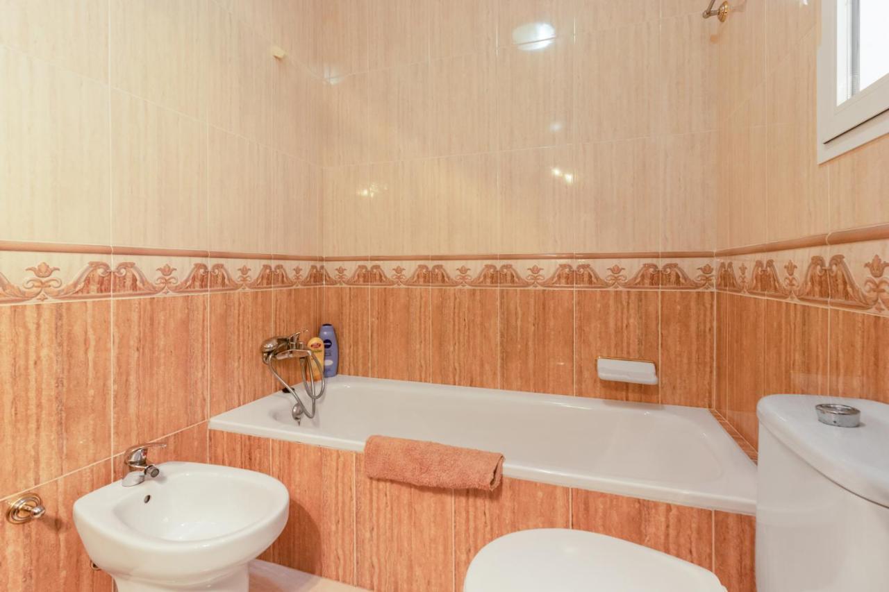 Villa Estilo Mediterranea Con Piscina, Jardin, Bbq Y Jacuzzi - Villa Bel Air Real เอสเตโปนา ภายนอก รูปภาพ