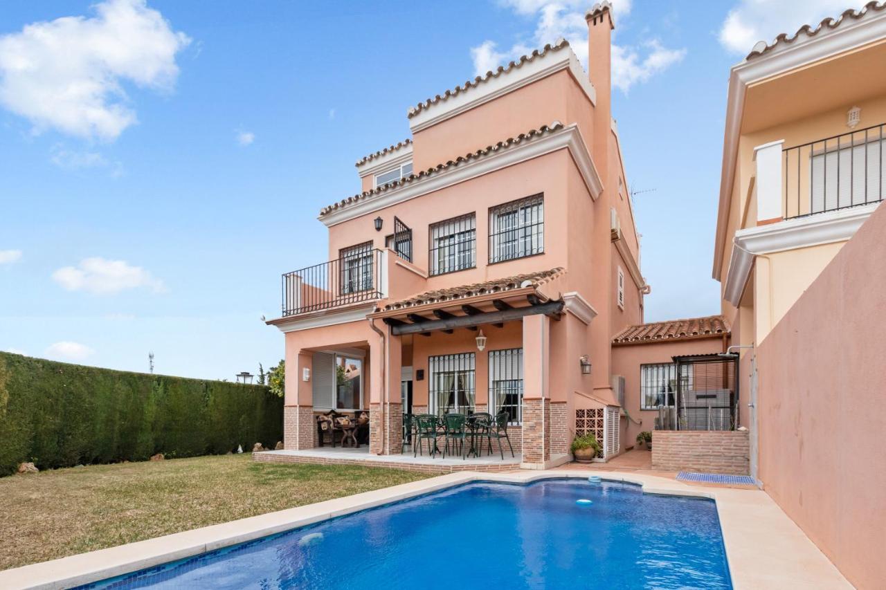 Villa Estilo Mediterranea Con Piscina, Jardin, Bbq Y Jacuzzi - Villa Bel Air Real เอสเตโปนา ภายนอก รูปภาพ